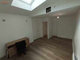
                                                                                        Location
                                                                                         Appartement 1 chambre La Hotoie
