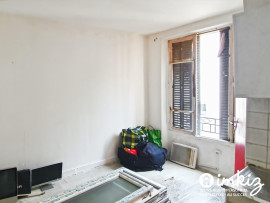 
                                                                                        Vente
                                                                                         Appartement 1 pièce a rénover