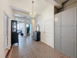 
                                                                                        Vente
                                                                                         Appartement 148 m2 Villefranche Centre-Ville