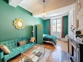 
                                                                                        Vente
                                                                                         Appartement 148 m2 Villefranche Centre-Ville