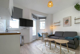
                                                                                        Location
                                                                                         appartement 17 m² - 1 pièce - 1 chambre meublé
