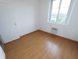 Location
Appartement 2/3 chambres avec parking, Talmas