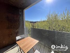 
                                                                                        Vente
                                                                                         Appartement 2 p.  Balcon, parking, proche tram