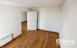 
                                                                                        Vente
                                                                                         Appartement 2 pièces + 1 place de parking