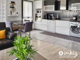 Vente
Appartement 2 pièces , 1er étage