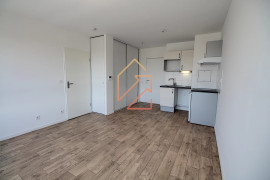 
                                                                                        Location
                                                                                         Appartement 2 pièces 37m²  avec parking