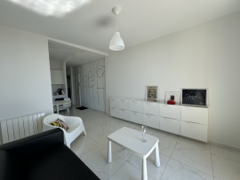 
                                                                                        Location
                                                                                         Appartement 2 pièces 38.75 m2 - 800 €/mois - Location étudiante
