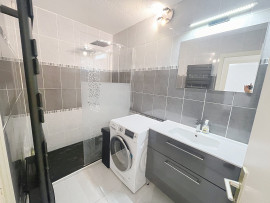 
                                                                                        Location
                                                                                         Appartement  - 2 pièces  - 39.93 m²