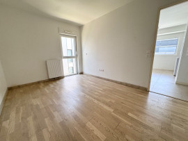 
                                                                                        Vente
                                                                                         Appartement 2 pièces - 40m2 - Balcon & Parking