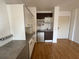 
                                                                                        Vente
                                                                                         Appartement 2 pièces - 41m2 - Parking & Balcon