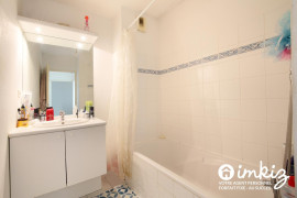 
                                                                                        Vente
                                                                                         Appartement 2 pièces 50 m2 parking piscine