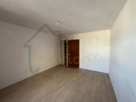 Location
Appartement 2 pièces 50m2 en Duplex dans une résidence calme en centre-ville de SAINT-QUENTIN