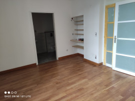 Vente
APPARTEMENT 2 PIECES