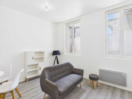
                                                                                        Location
                                                                                         Appartement 2 pièces