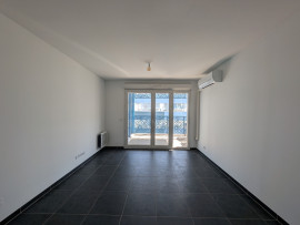 
                                                                                        Location
                                                                                         Appartement 2 pièces