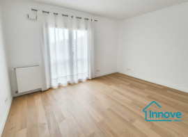 
                                                                                        Vente
                                                                                         Appartement 2 pièces à vendre - Paris 14 - Balcon