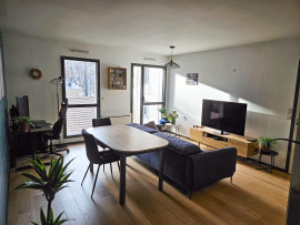 
                                                                                        Vente
                                                                                         Appartement 2 pièces Asnières-sur-Seine / Mairie