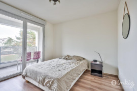 
                                                                                        Vente
                                                                                         Appartement 2 pièces avec balcon sans vis à vis