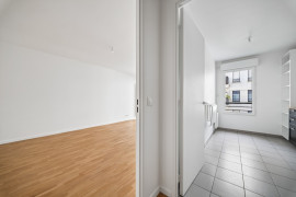 
                                                                                        Vente
                                                                                         Appartement 2 pièces avec balcon - Suresnes