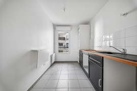 
                                                                                        Vente
                                                                                         Appartement 2 pièces avec balcon - Suresnes