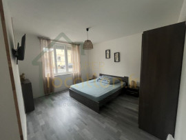 Location
Appartement 2 pièces avec cour intérieur privative à Albert