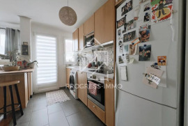 
                                                                                        Vente
                                                                                         Appartement 2 pièces centre Sucy avec cave et balcon