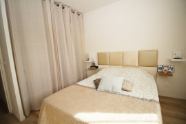 
                                                                                        Vente
                                                                                         Appartement 2 pièces corniche fleurie terrasse piscine