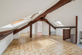 
                                                                                        Vente
                                                                                         Appartement atypique - 38,40 Carrez - 92,61 au sol