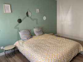 
                                                                                        Location
                                                                                         Appartement 2 pièces meublé et rénové