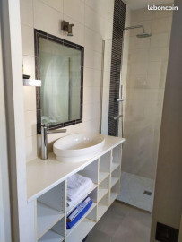 
                                                                                        Location
                                                                                         Appartement 2 pièces Paris 20è