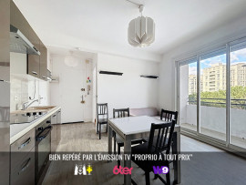 Vente
APPARTEMENT 2 PIECES - PARKING - CAVE
