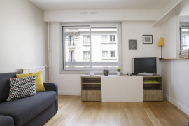 
                                                                                        Location
                                                                                         Appartement 2 pièces rénové à Paris 6