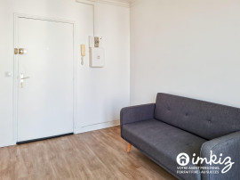 
                                                                                        Vente
                                                                                         Appartement 2 pièces rénové avec balcon