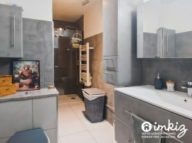 
                                                                                        Vente
                                                                                         Appartement 2 pièces rez de jardin avec loggia