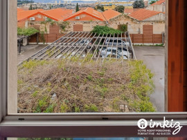 
                                                                                        Vente
                                                                                         Appartement 2 pièces situé à St Antoine