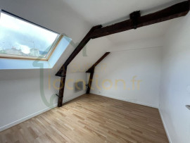 
                                                                                        Location
                                                                                         Appartement 2 pièces situé en centre ville à SAINT-QUENTIN