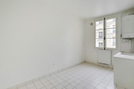 
                                                                                        Vente
                                                                                         Appartement 2 pièces traversant