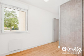 Vente
Appartement 2 pièces, vient d être refait à neuf