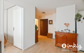 
                                                                                        Vente
                                                                                         Appartement 2P de 50 m² – Loggia – Cave – Parking