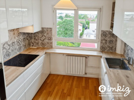 Vente
Appartement 3/4 pièces.