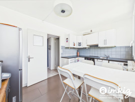 
                                                                                        Vente
                                                                                         Appartement 3/4 pièces dernier étage