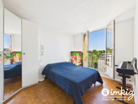 
                                                                                        Vente
                                                                                         Appartement 3/4 pièces dernier étage