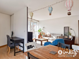
                                                                                        Vente
                                                                                         Appartement 3/4 pièces lumineux avec 2 balcons