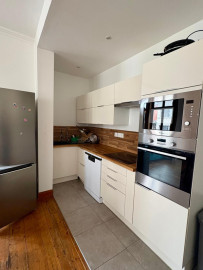 
                                                                                        Location
                                                                                         Appartement 3 chambres- 102m2 - Lille Centre