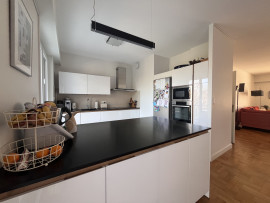 
                                                                                        Vente
                                                                                         Appartement 3 chambres 123m² dans une résidence avec piscine et tennis