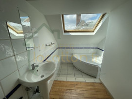 Location
Appartement 3 chambres, centre ville