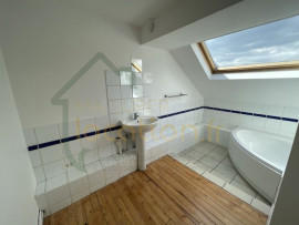 Location
Appartement 3 chambres, centre ville