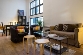 
                                                                                        Location
                                                                                         Appartement 3 chambres - Opéra - grand place