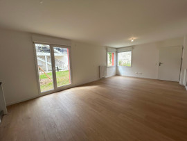
                                                                                        Location
                                                                                         Appartement 3 chambres terrasse jardin