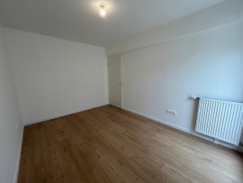
                                                                                        Location
                                                                                         Appartement 3 chambres terrasse jardin